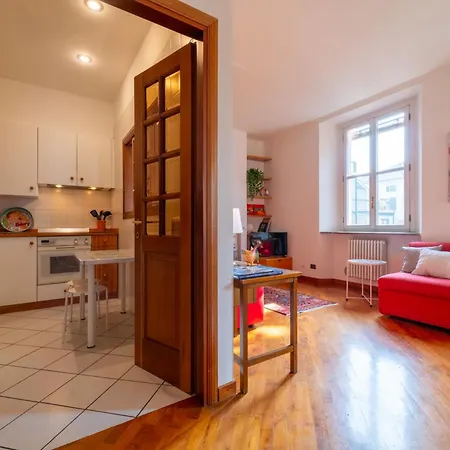 Gerbett With Terrace By Wonderful Italy Apartment Como