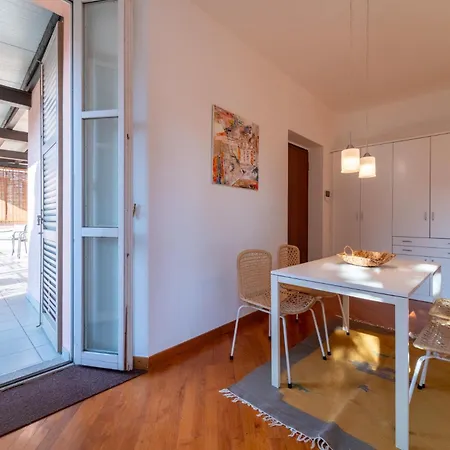 Apartment Gerbett With Terrace By Wonderful Italy *
