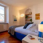 Gerbett With Terrace By Wonderful Italy * Como