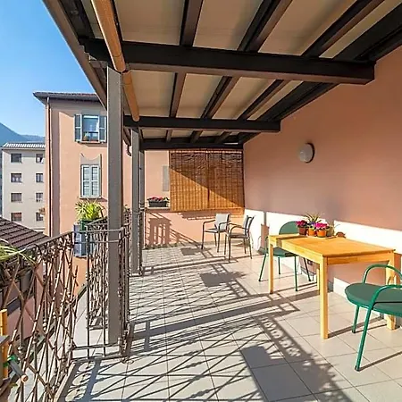 Gerbett With Terrace By Wonderful Italy Como