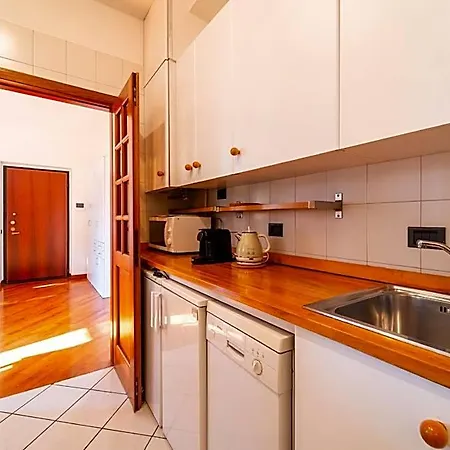 Apartment Gerbett With Terrace By Wonderful Italy