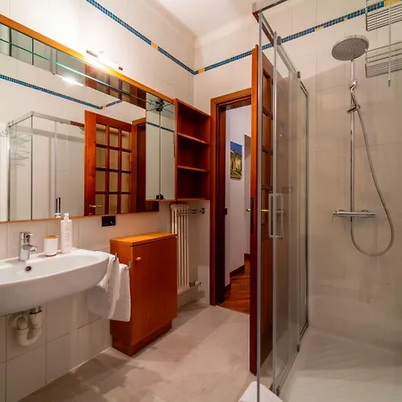 Gerbett With Terrace By Wonderful Italy Apartment Como