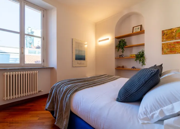 Gerbett With Terrace By Wonderful Italy Como