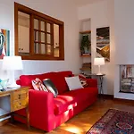 Gerbett With Terrace By Wonderful Italy アパート